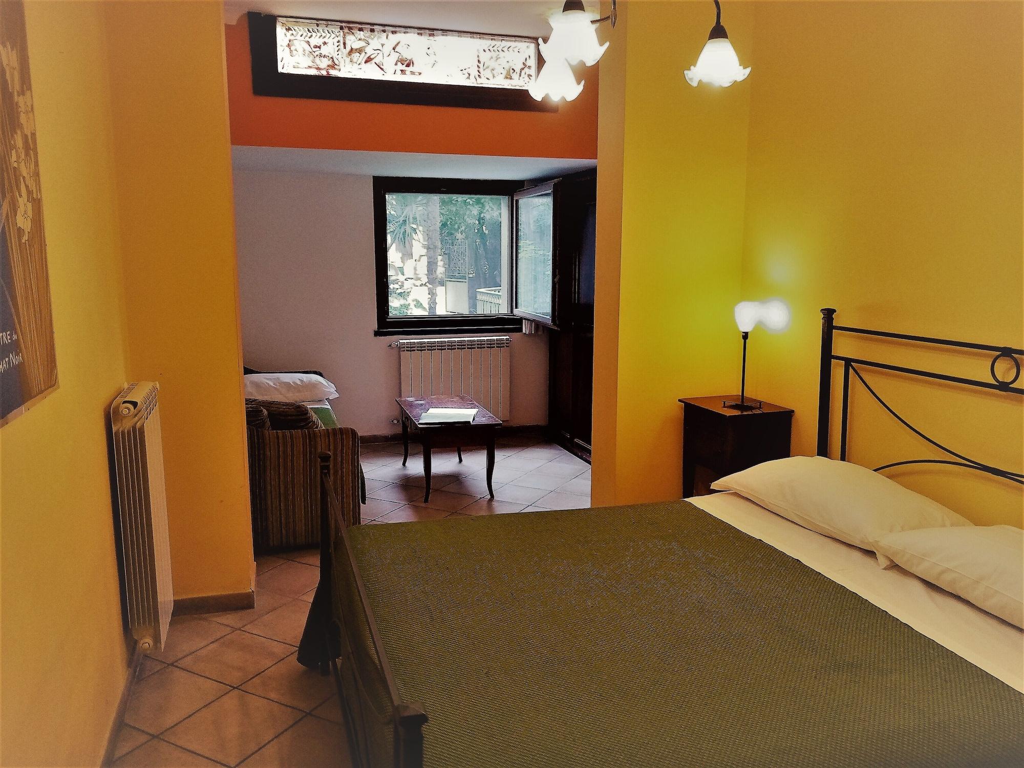Pace Hotel *