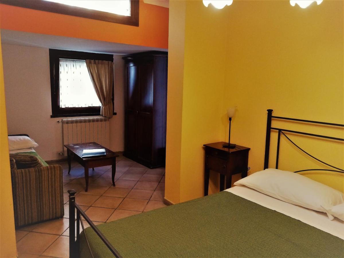 Hotel Pace *